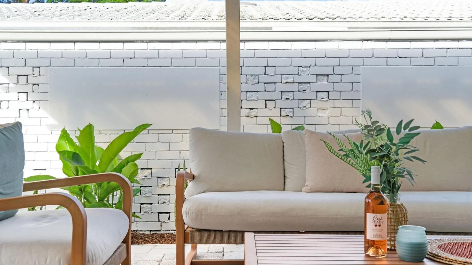 Coastal Comfort: Relax & Recharge In Maroochydore 0*,  Australia