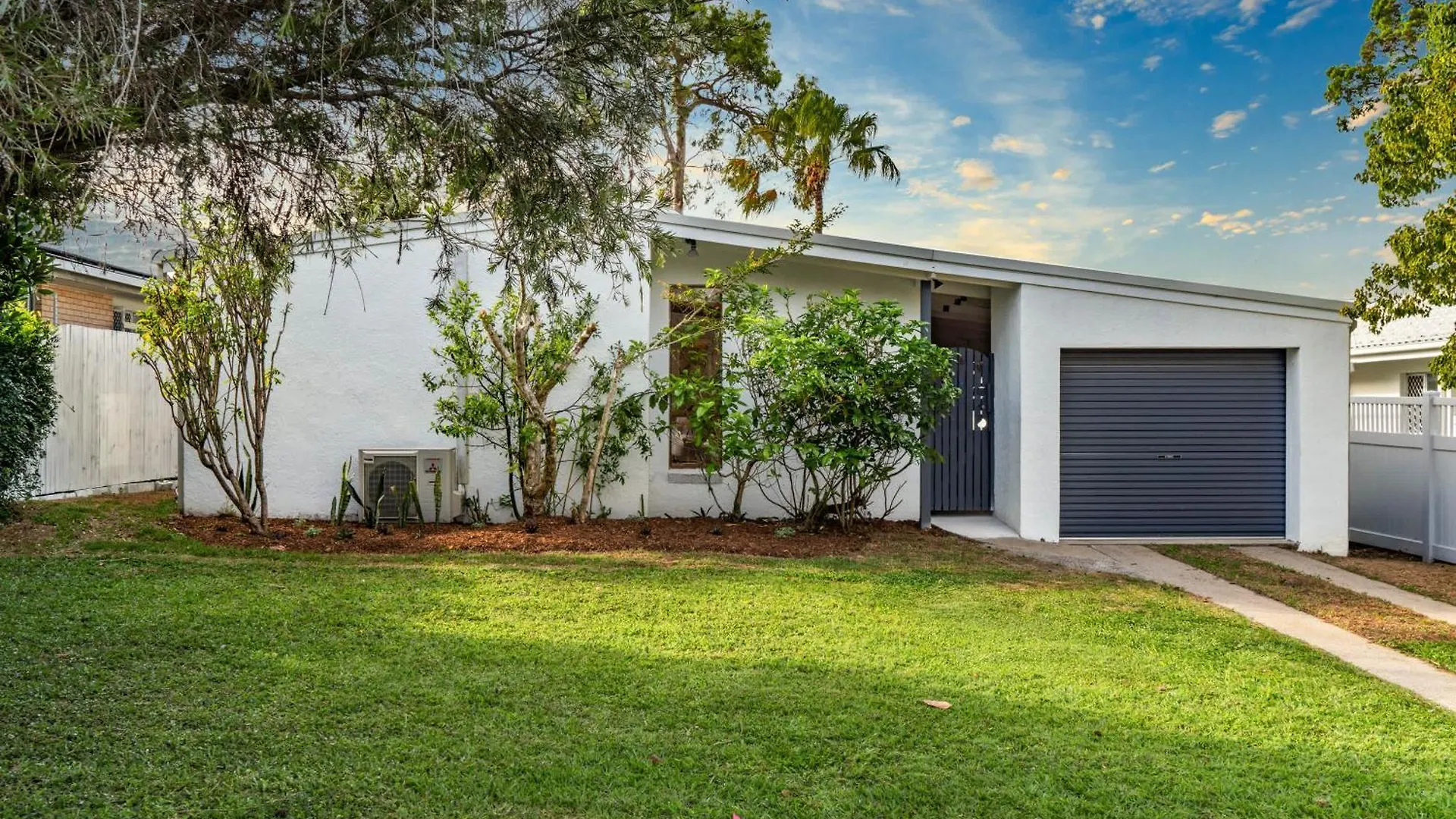 Holiday home Coastal Comfort: Relax & Recharge In Maroochydore