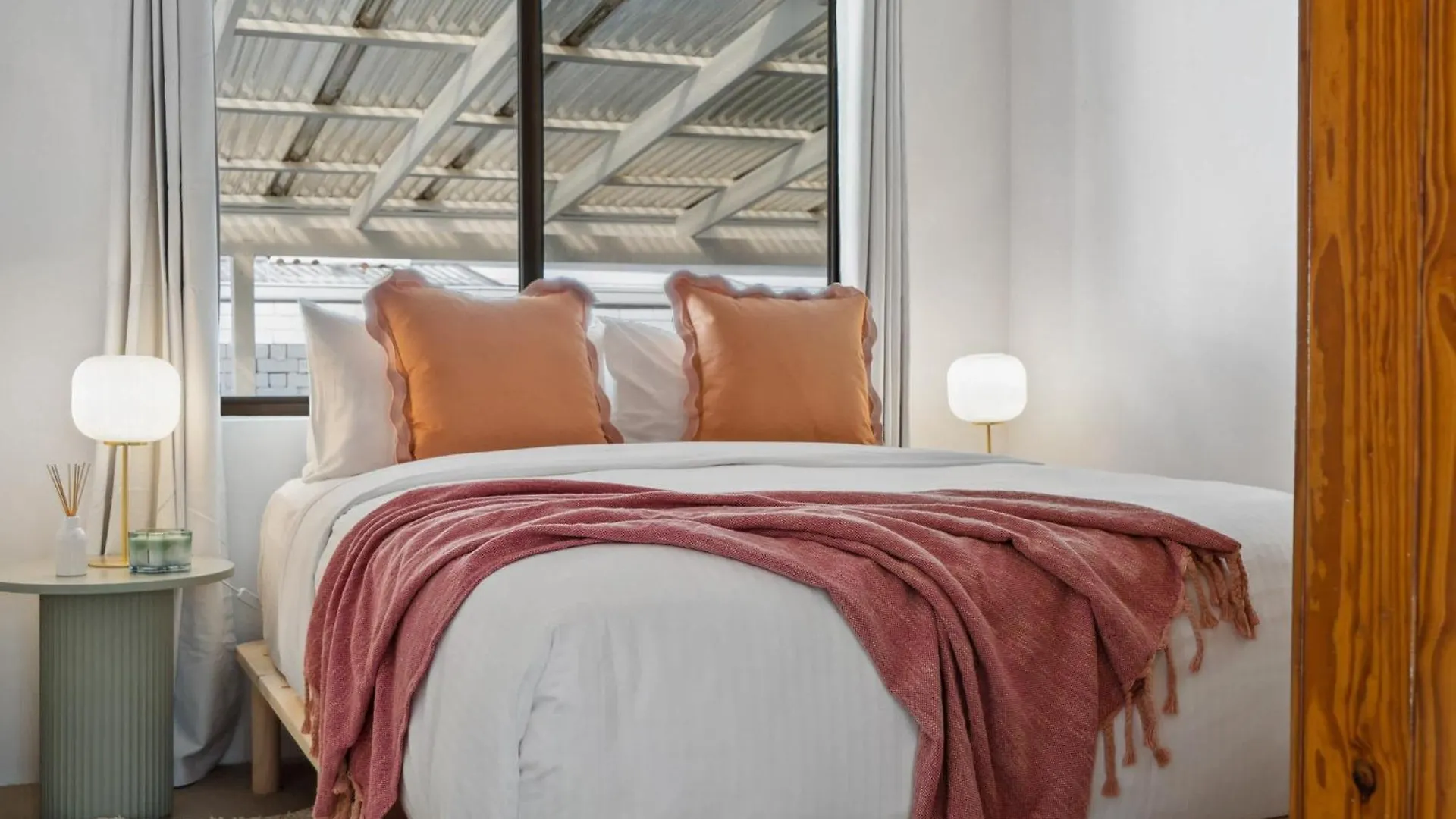 Holiday home Coastal Comfort: Relax & Recharge In Maroochydore