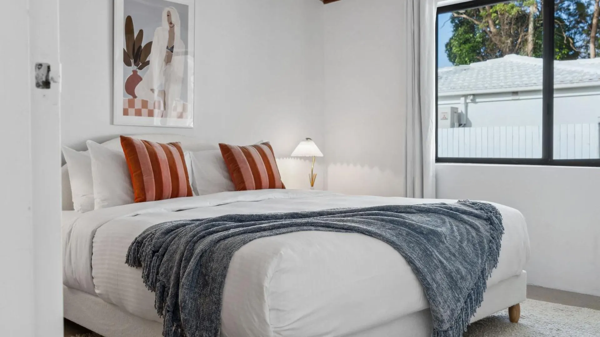 Coastal Comfort: Relax & Recharge In Maroochydore Australia