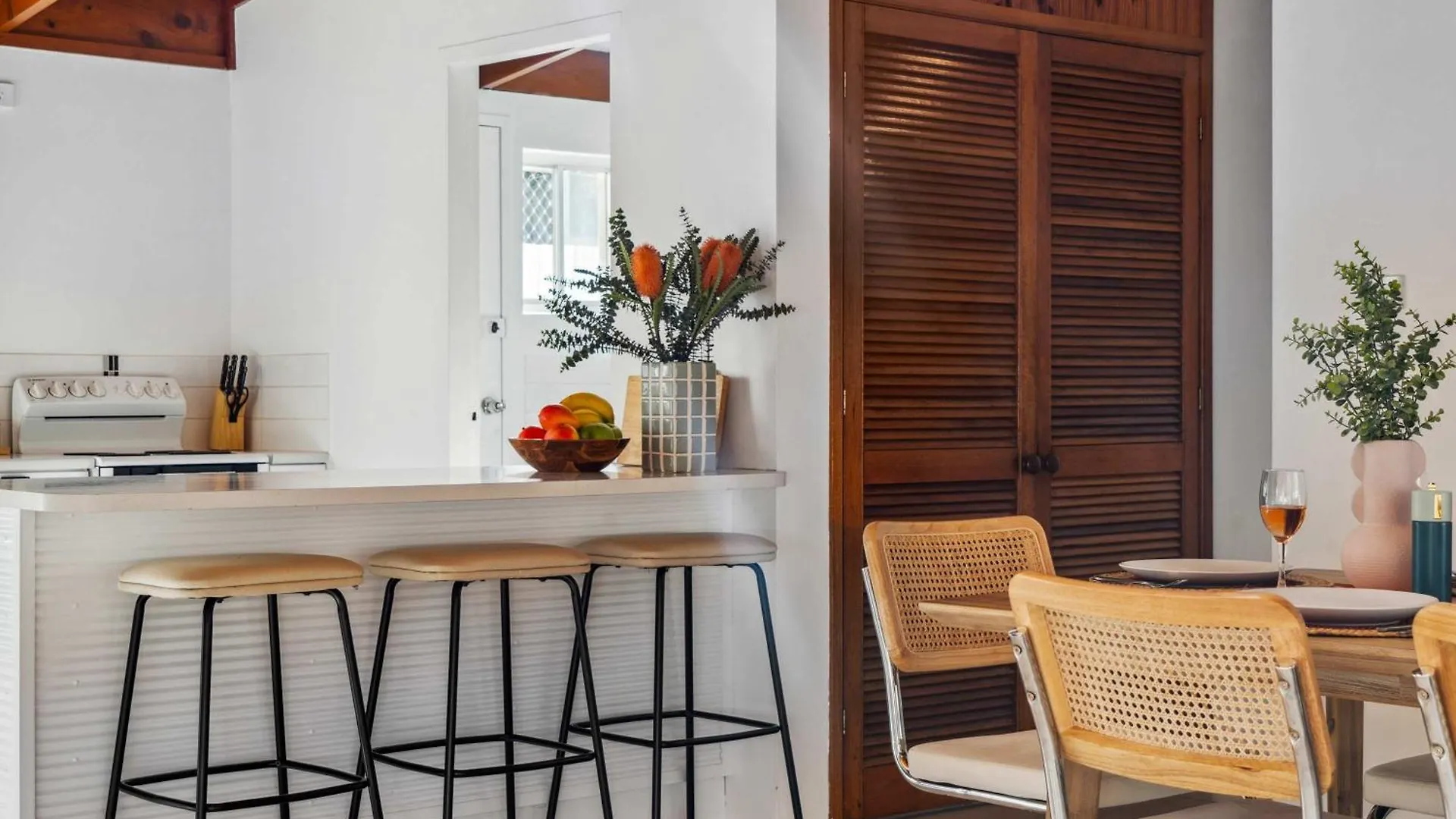 Coastal Comfort: Relax & Recharge In Maroochydore 0*,  Australia