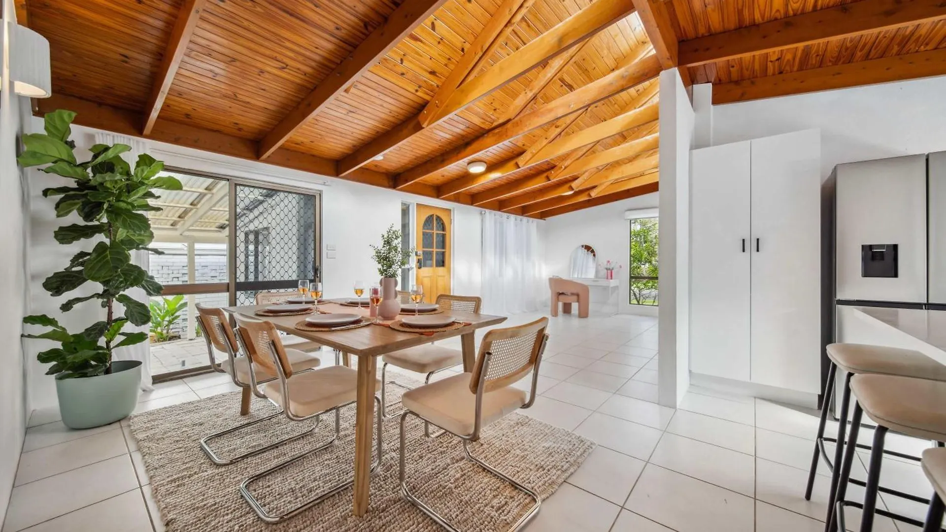 Holiday home Coastal Comfort: Relax & Recharge In Maroochydore Australia